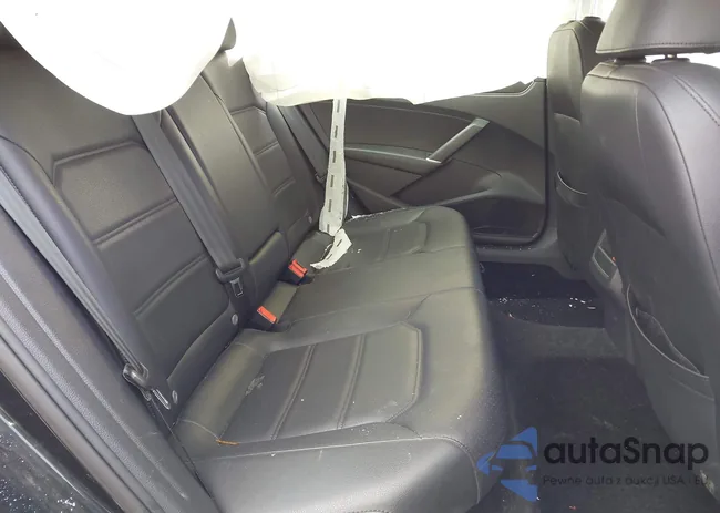 1VWAA7A36JC001024: 43893447