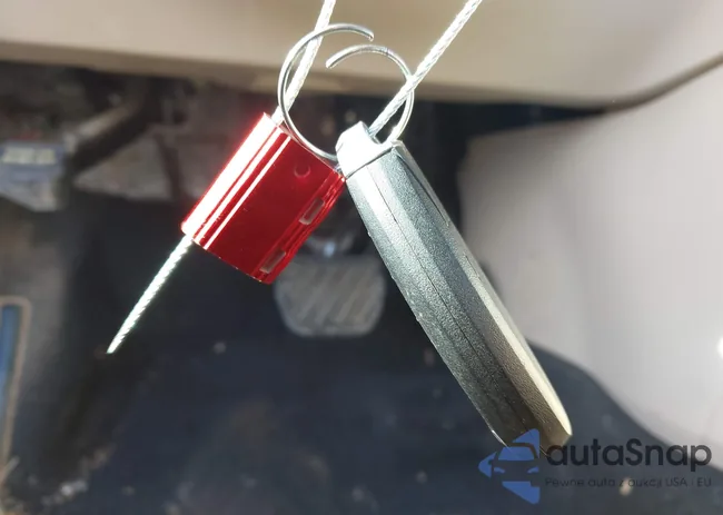 1N4AL3AP4FC425260: 43893482