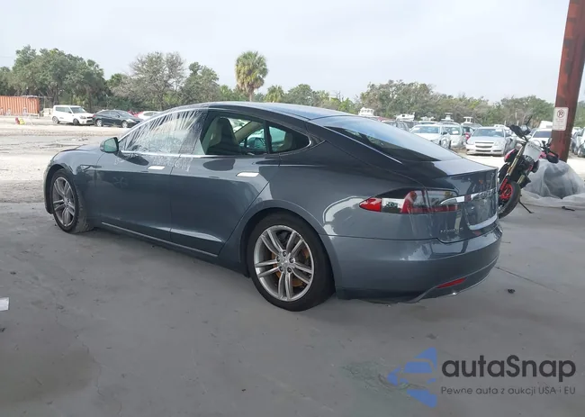 5YJSA1CN7DFP05324: 43893560