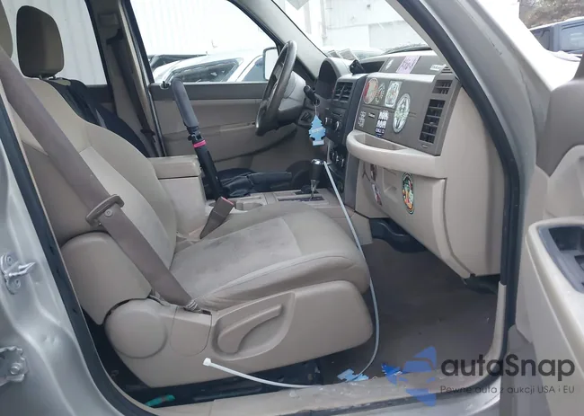 1J8GN28K18W131585: 43893598