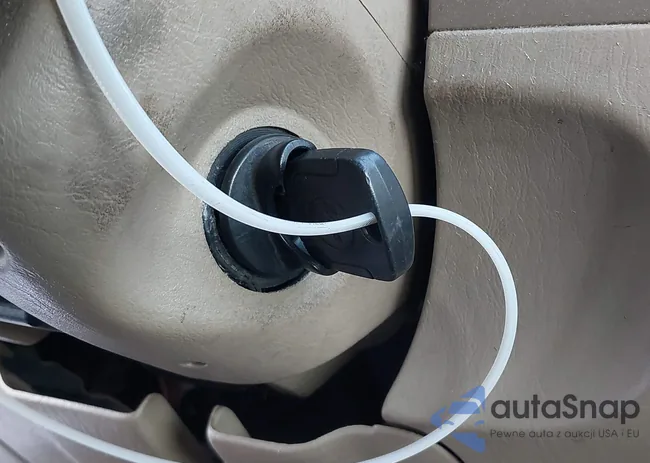 1FMCU941X5KB12028: 43893606