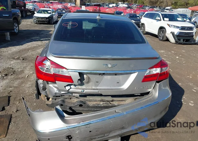 KMHGC4DH3CU187465: 43893635