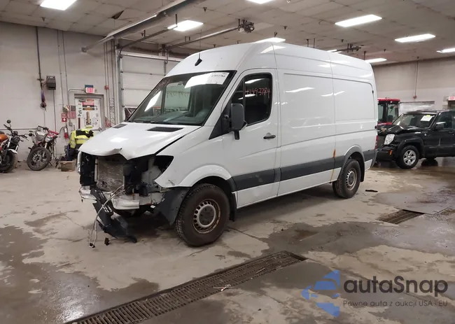 WD3PE7CDXHP579728: 43893784