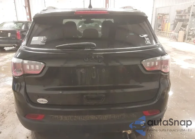 3C4NJDBB4KT723901: 43894856