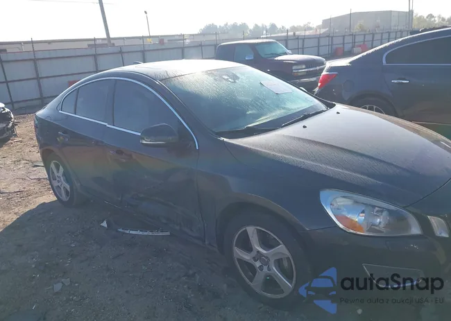 YV1622FS4C2091561: 43894907