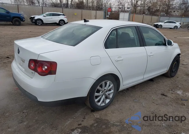 3VWRZ7AJ1AM030178: 43895029