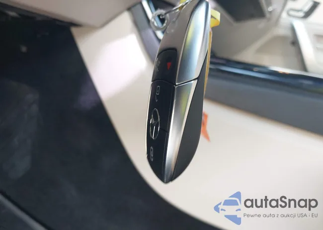 WDD3G4EBXLW038045: 43895082