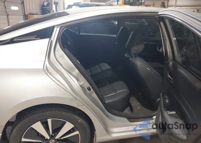 1N4BL4EV4NN398051: 43895258