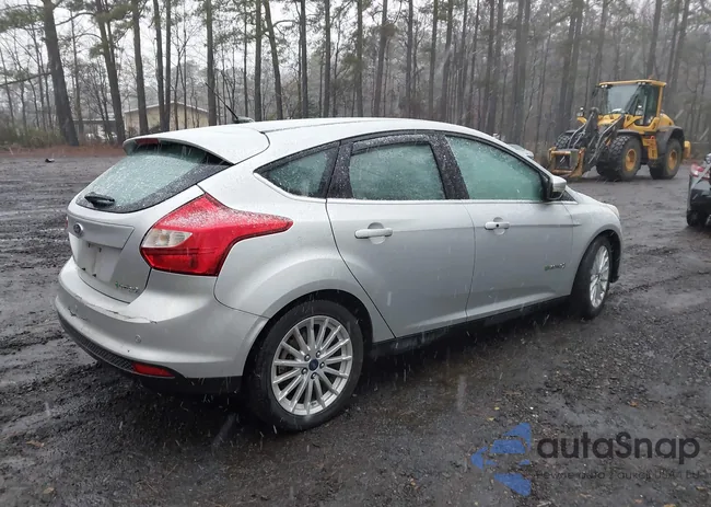 1FADP3R41DL165313: 43895313