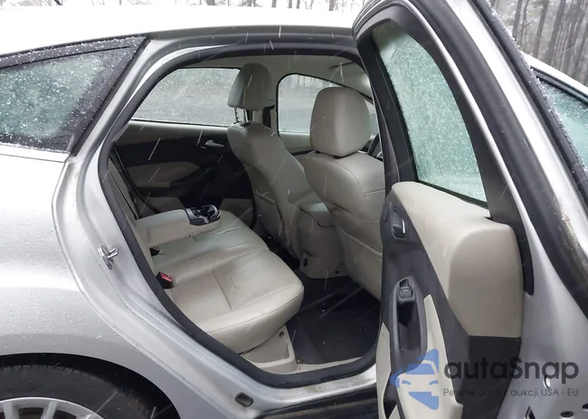 1FADP3R41DL165313: 43895313