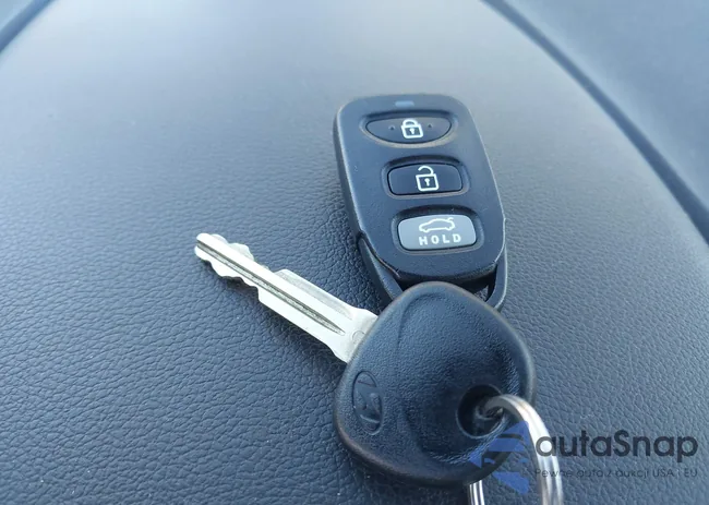 5NPD74LF2JH250137: 43895359