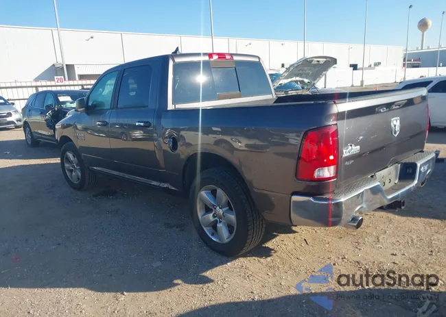 1C6RR6LT3FS742676: 43895391