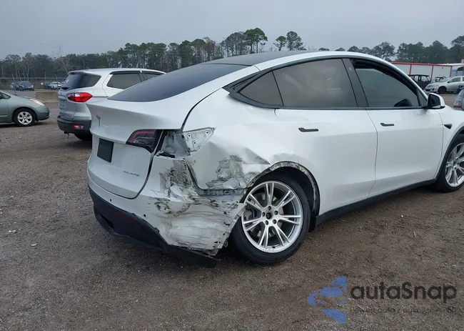 5YJYGDEE6LF052667: 43894443