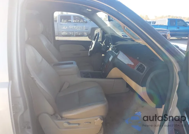 1GNFK16388R122079: 43894492