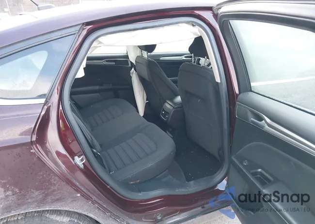 3FA6P0HD7HR136060: 43894532