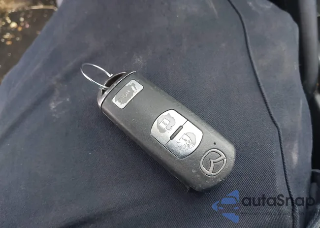 JM3KE2DY1G0604714: 43894567