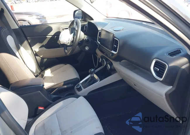 KMHRC8A31MU109664: 43894593