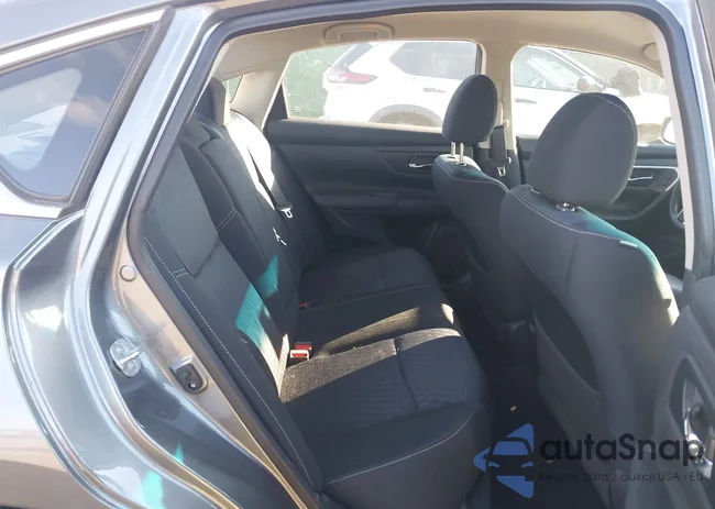 1N4AL3APXJC286311: 43894634