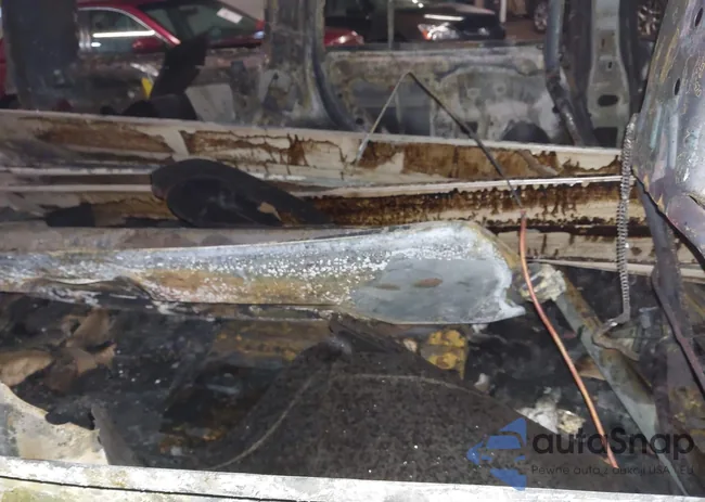 1J4GW48S84C347584: 43894720