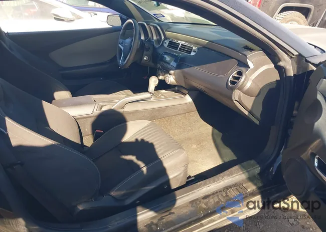 2G1FA1E34D9152321: 43894736