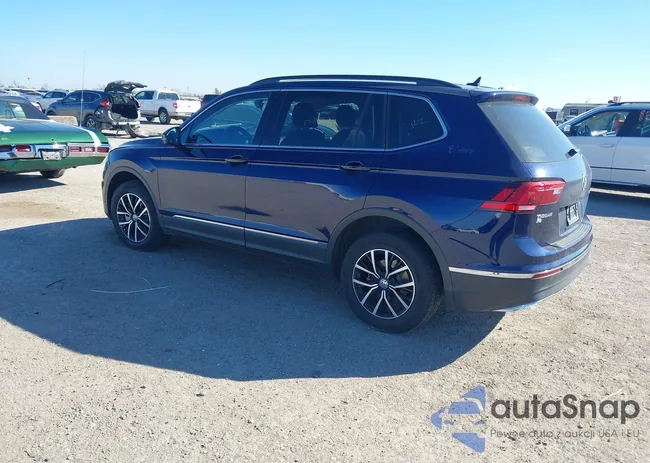 3VV3B7AX2MM154953: 43894782