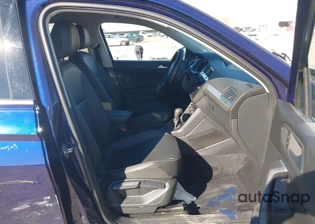 3VV3B7AX2MM154953: 43894782