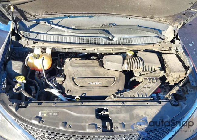 2C4RC1DG1JR130016: 43896003