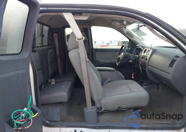 1D7HW42K07S136415: 43896132