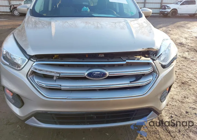 1FMCU0GD6JUA93736: 43896178