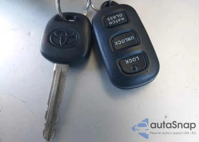 2T1KR32E26C585641: 43896277