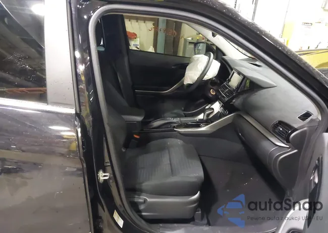 JA4ATUAA9RZ019868: 43896283