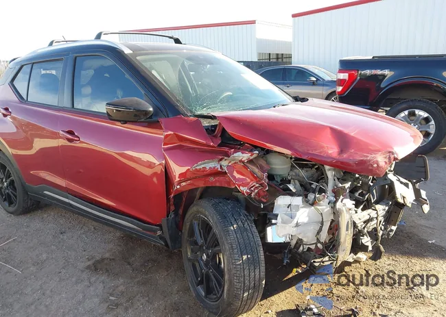 3N1CP5DV2LL570135: 43896286