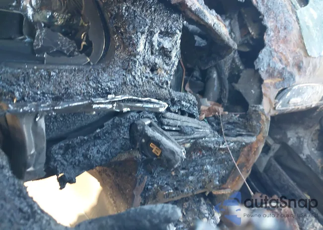 WAUKGAFB3AN027018: 43896341