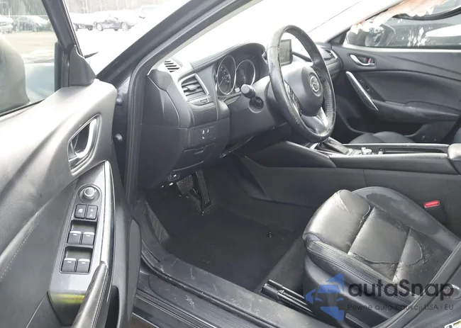 JM1GJ1V53G1466483: 43895577