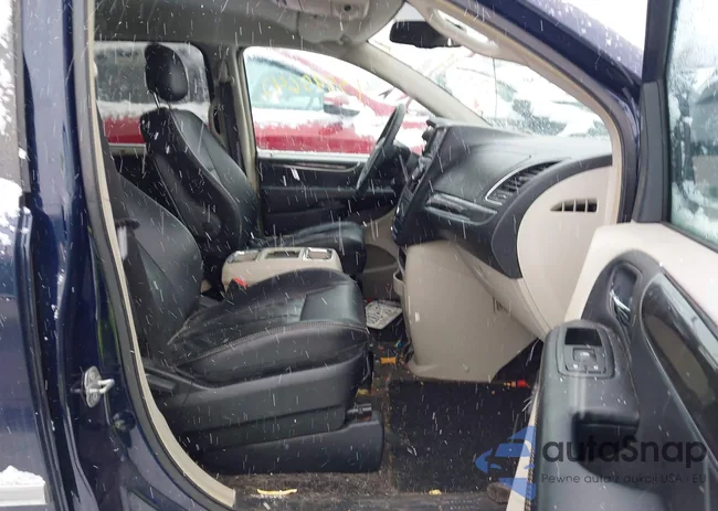 2C4RC1BG2ER364089: 43895642