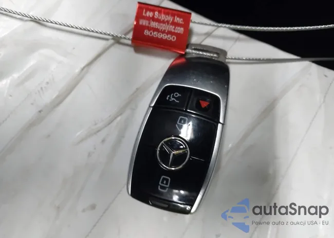 WDDZF4JB1KA588619: 43895660