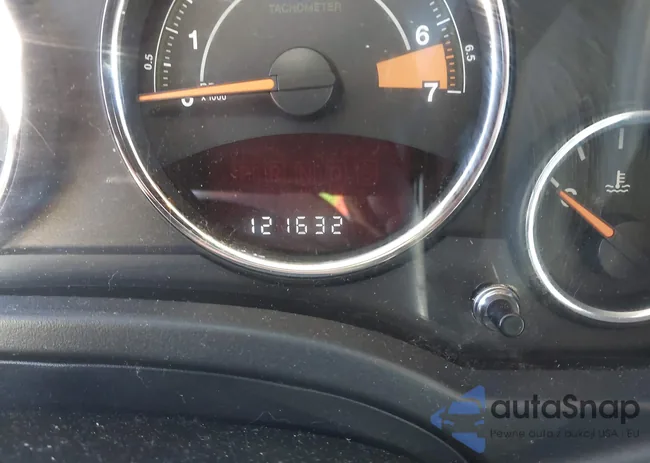 1C4NJCEBXHD160308: 43895735