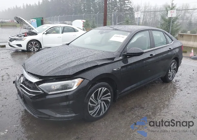 3VWE57BU2MM083169: 43895741