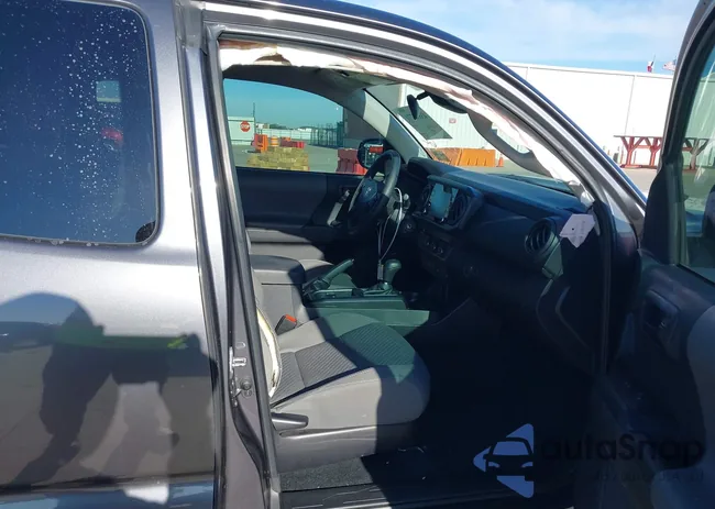 3TYRX5GNXLT004516: 43895771