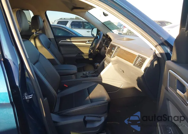 1V2LP2CA5MC559572: 43896853