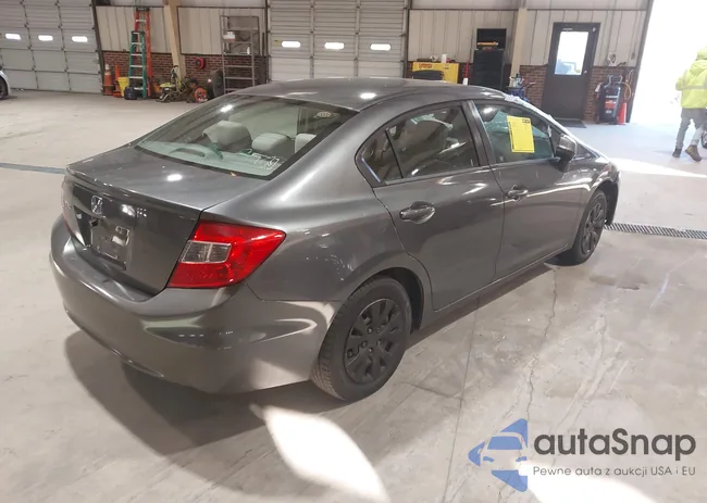 2HGFB2F56CH304843: 43896868