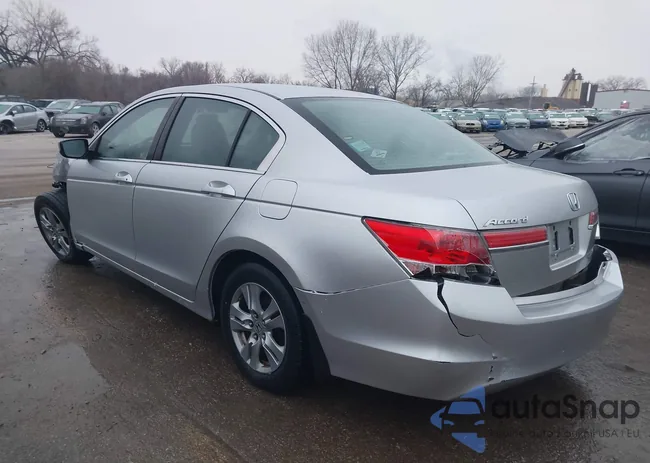 1HGCP2F4XBA126038: 43896883