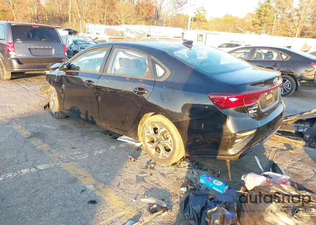 3KPF24AD0ME305718: 43897020