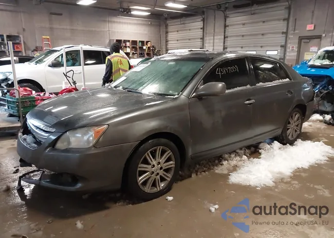 4T1BK36B78U255502: 43897039