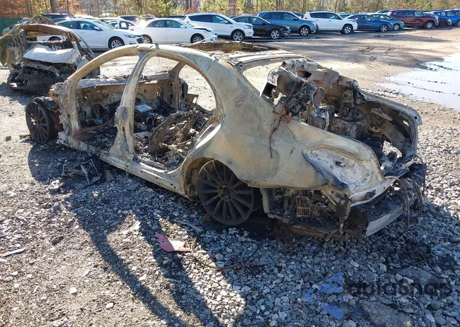 WDDUG8FB3FA122459: 43897042