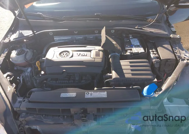 3VWC17AU0HM532052: 43897201