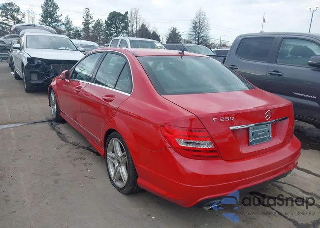 WDDGF4HB4DA776499: 43897244