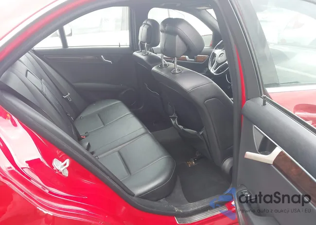 WDDGF4HB4DA776499: 43897244