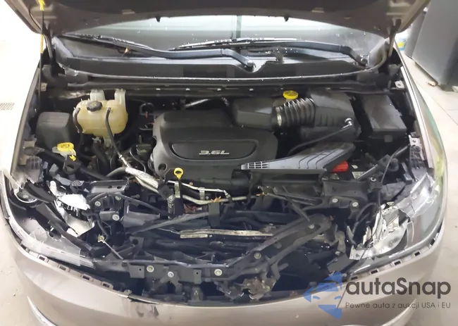 2C4RC1EG9HR721378: 43897299