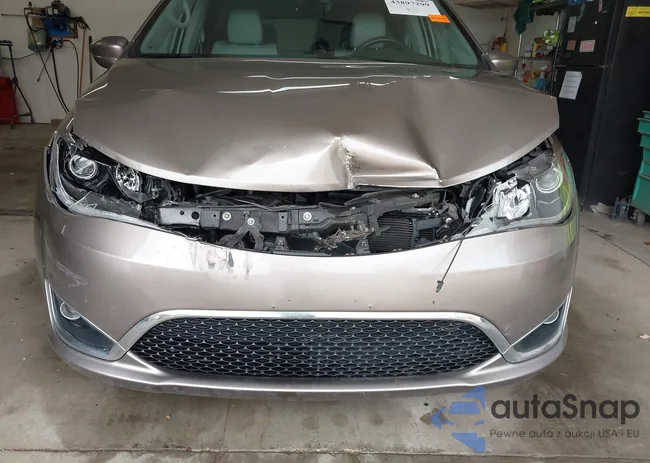 2C4RC1EG9HR721378: 43897299